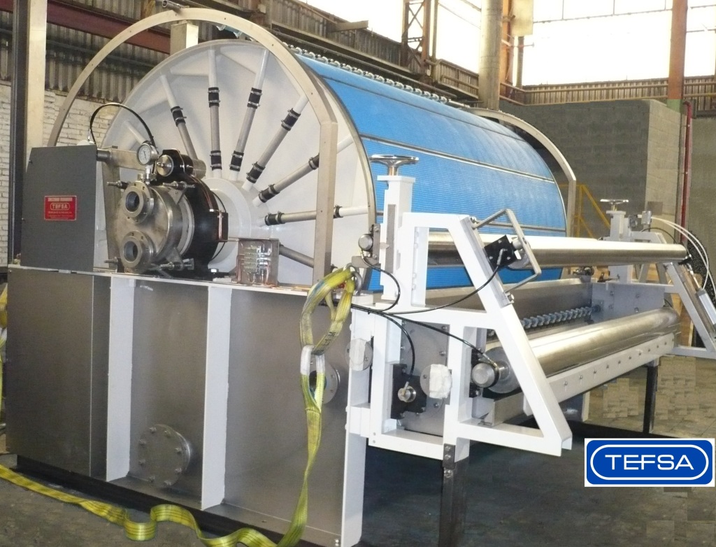 Vacuum drum filter