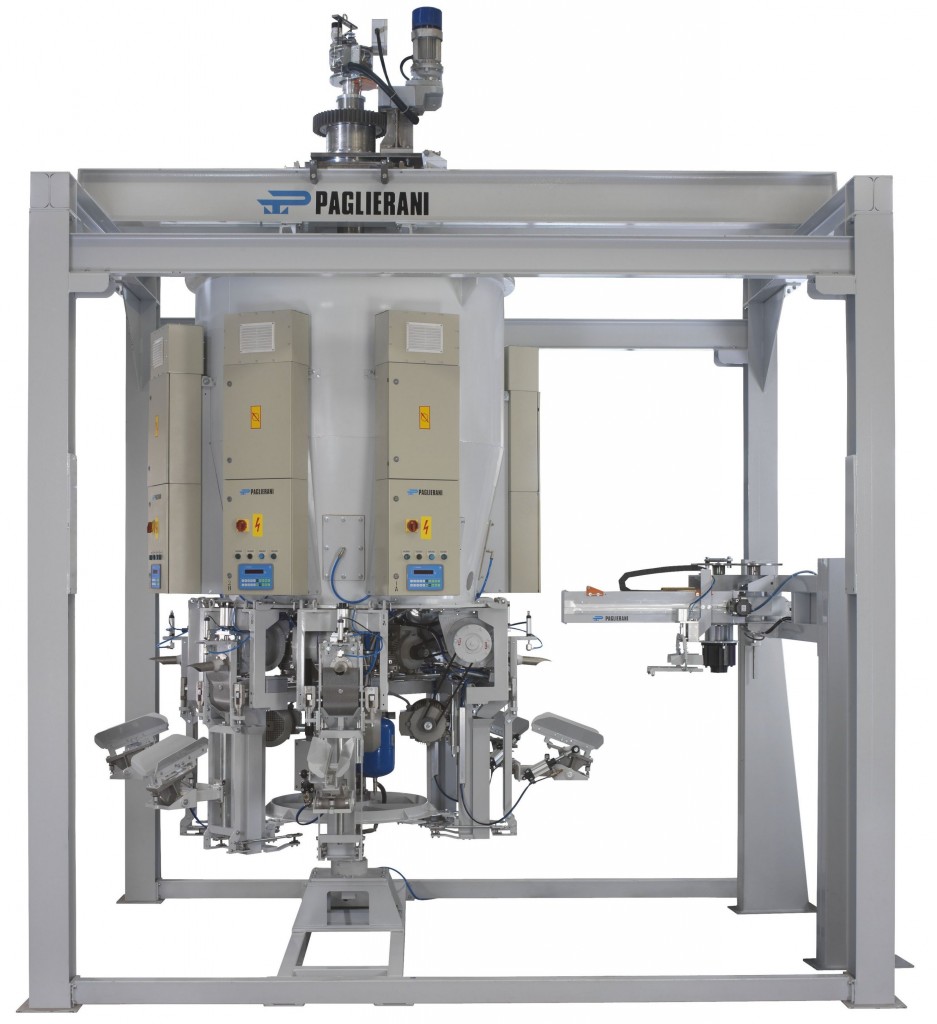 Rotary bag packers for valve bags
