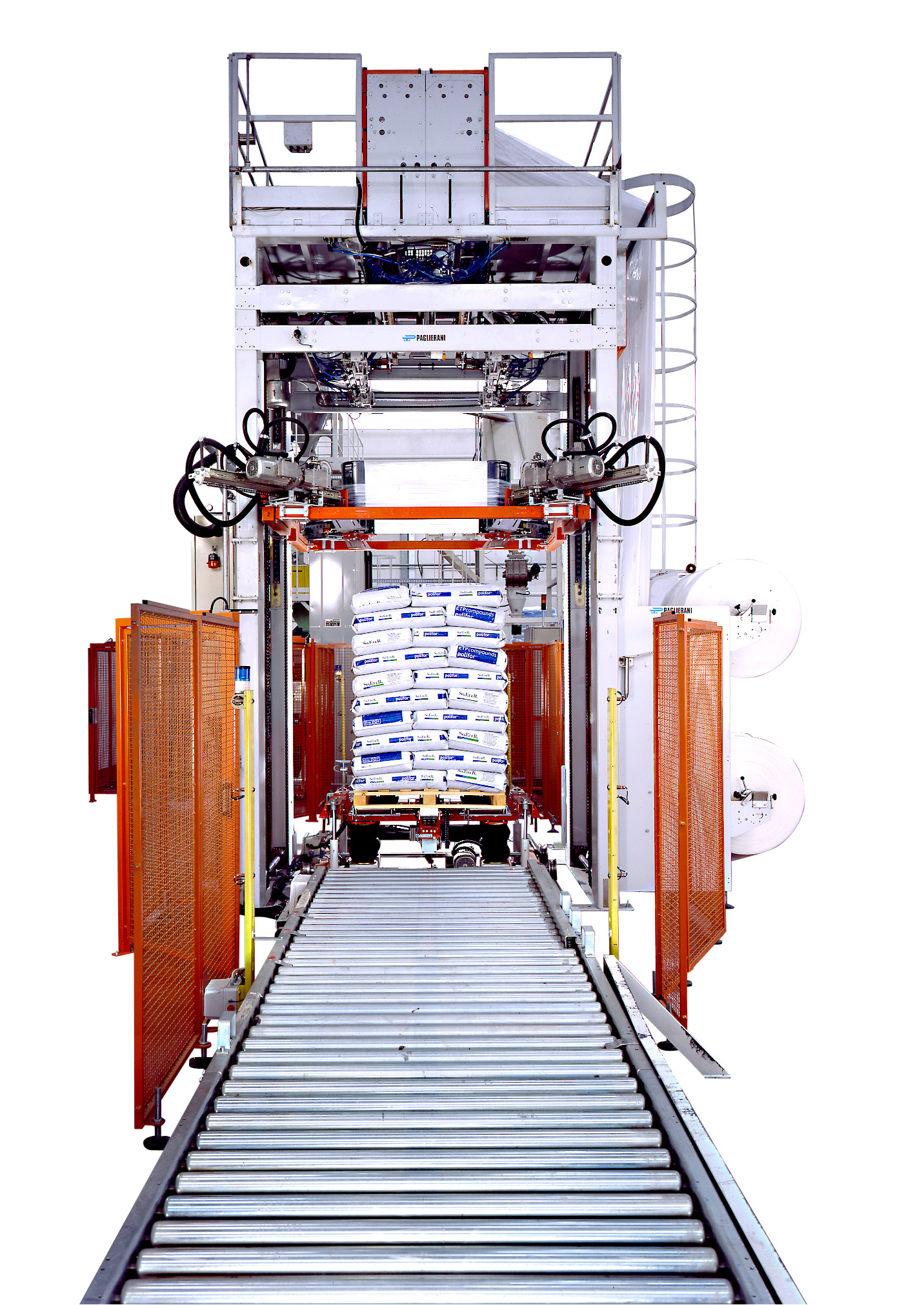 Nyújtott raklapos motorháztető