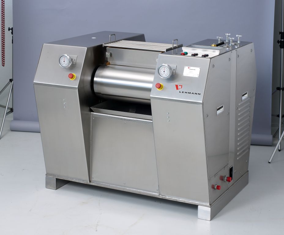 Tříválcová rafinerie čokolády