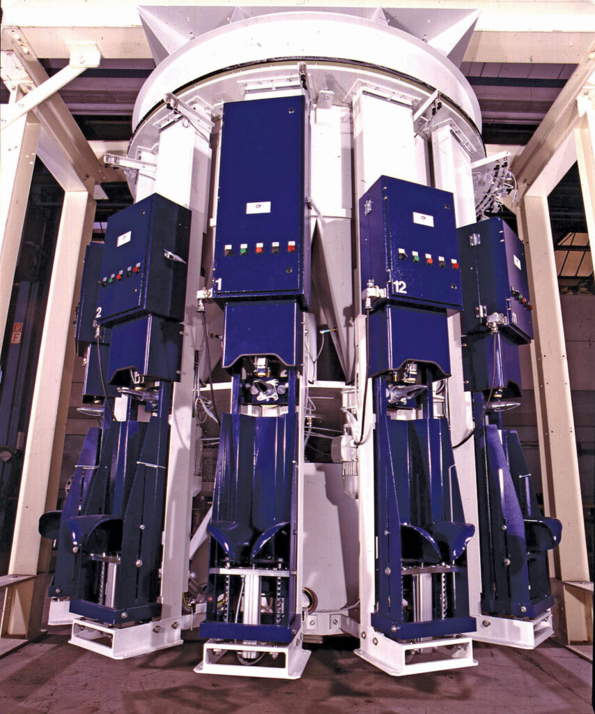 Rotary cement packer