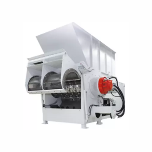 Heavy-duty shredder for difficult materials