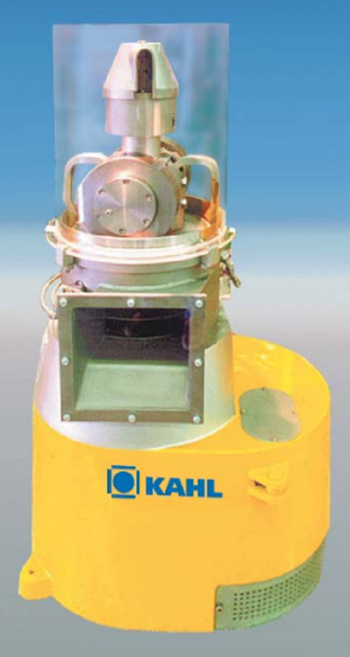 Malý peletovací lis