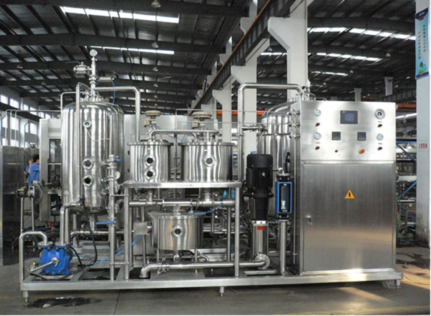 Carbonation and Mixing System for Soft Drinks and Beer